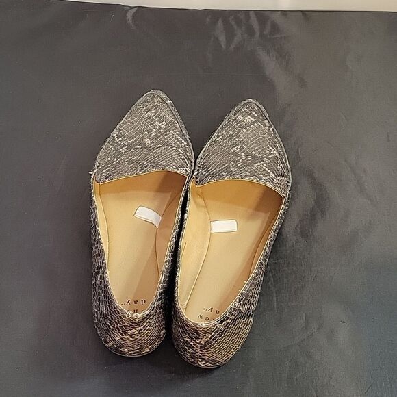 A.NEW DAY SNAKE SKIN POINTED TOE SLIP-ON WOMEN"S FLAT SHOE - Picture 6 of 15